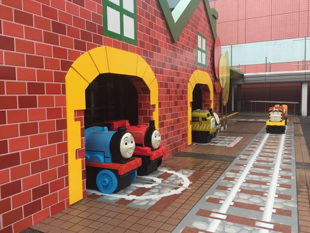 在玩具展的出口是可愛和巨型的 Thomas Train 場境！