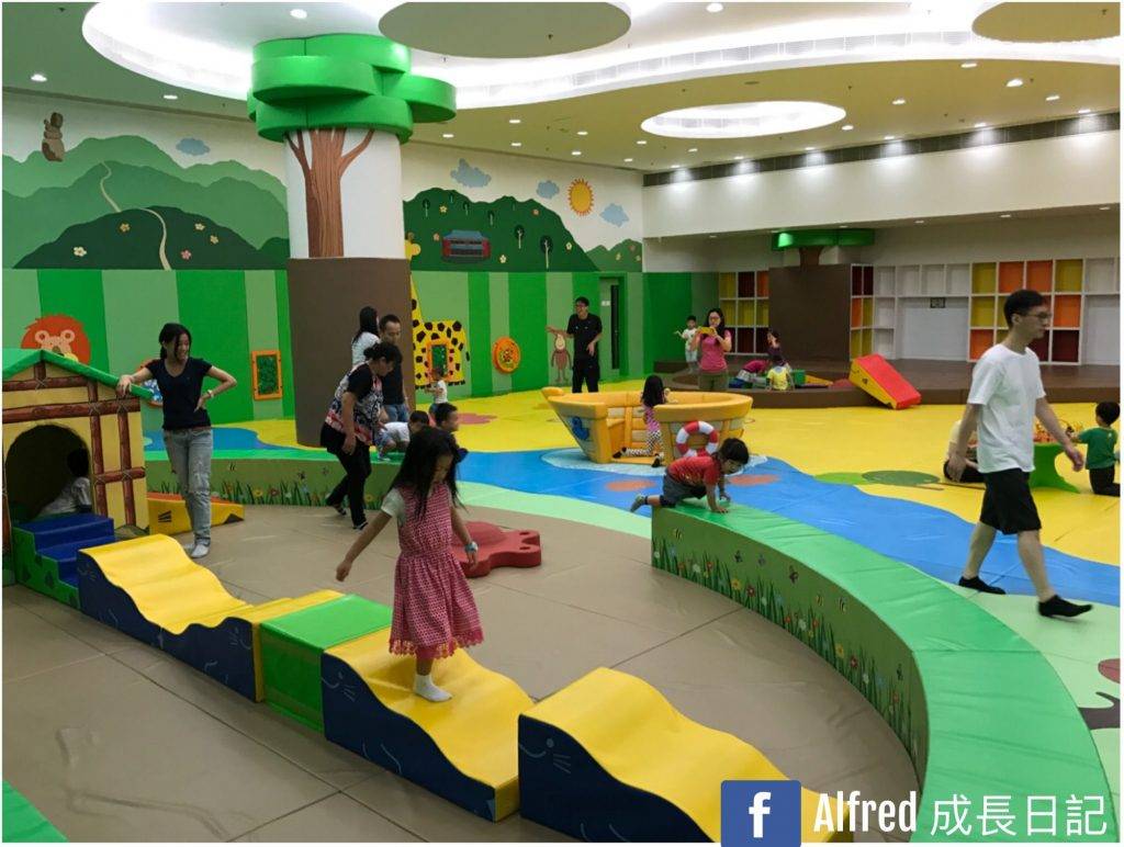 圓洲角體育館 既可增加玩樂樂趣，又可加強孩子們的平衡感