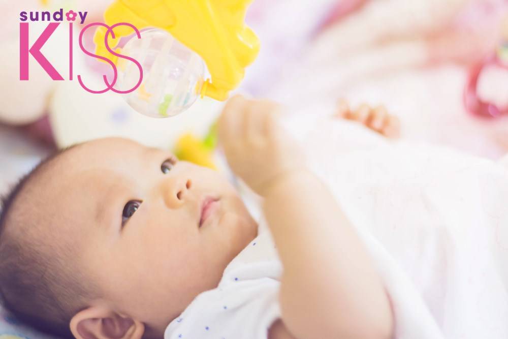 幼兒遊戲 0至12個月大的嬰幼兒以感官及觸碰遊戲為主。