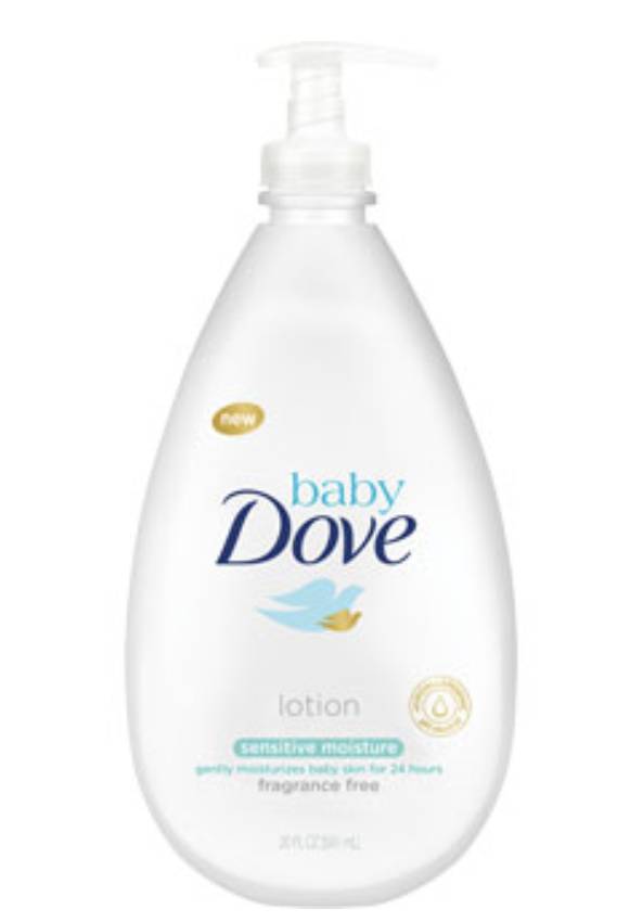 女 Baby Dove Sensitive Moisture Lotion by Unilever