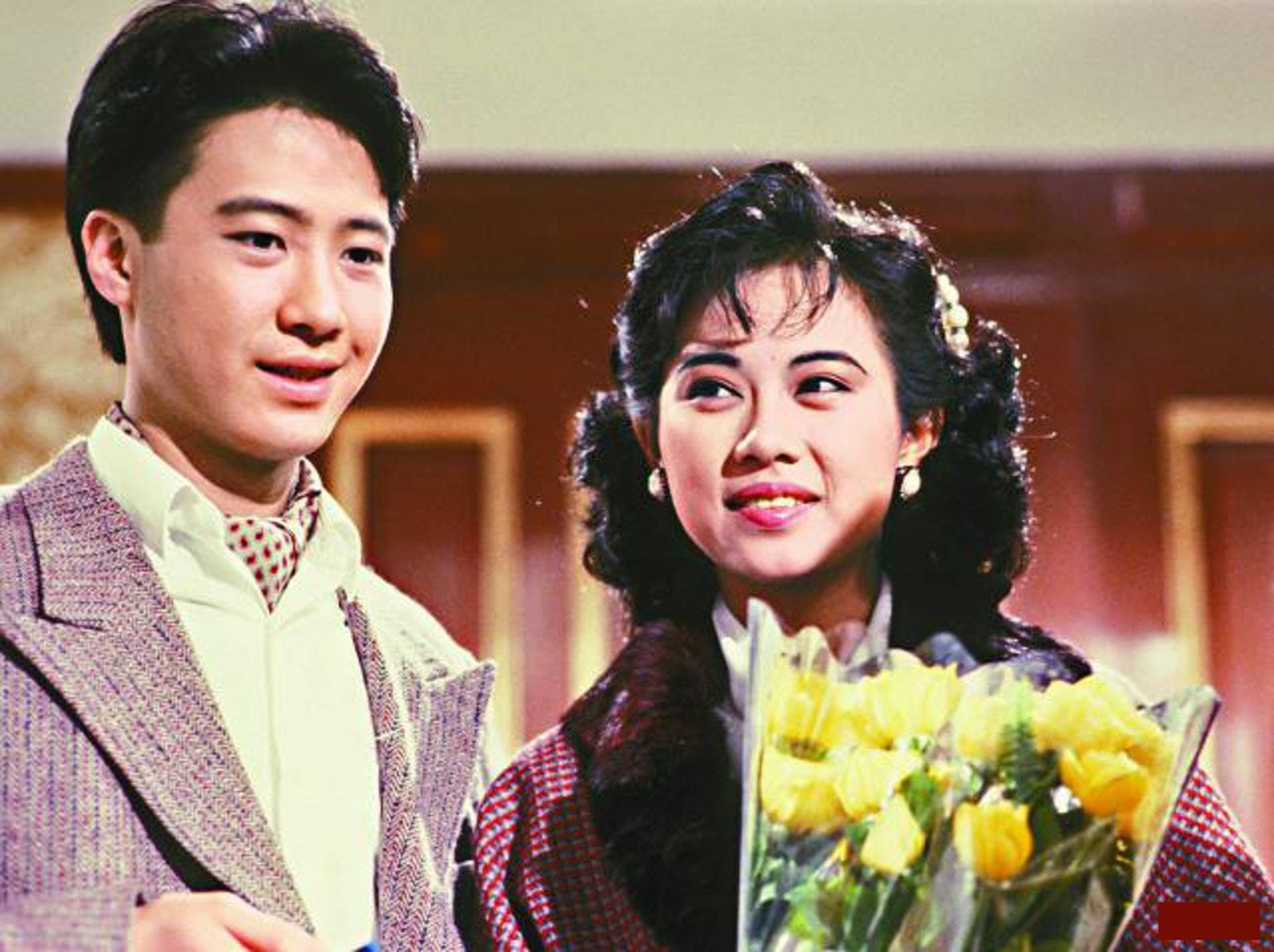 陳松伶 變臉 陳松伶 1989年陳松伶與黎明合演TVB劇集《天涯歌女》一炮而紅。