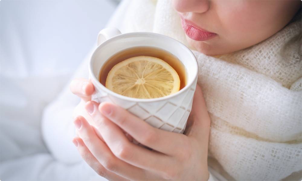 手腳冰冷3大原因+3招驅寒保暖方法：中醫建議暖身茶療+穴位按摩