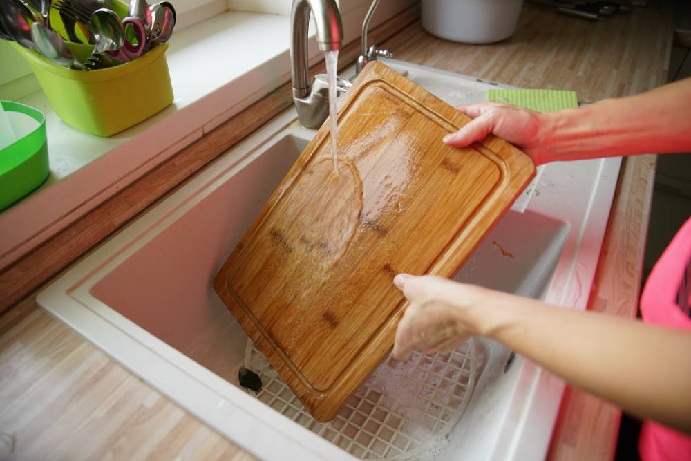 家居清潔 家居用品2- 砧板：每次用完都要洗