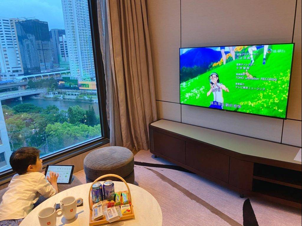 Staycation 客房很智能，電視、燈光、冷氣全部可以用ipad操控