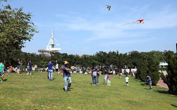 野餐 場內最大的草地可以放風箏！