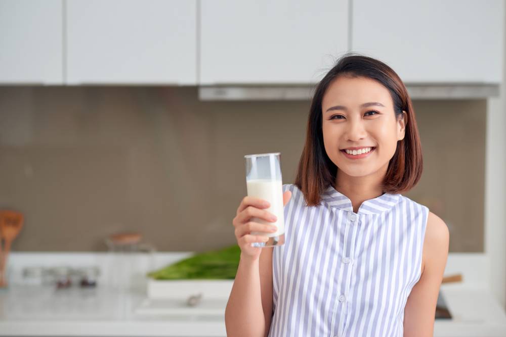 補鈣 牛奶喝少量的確可以補鈣，但過量就不好了