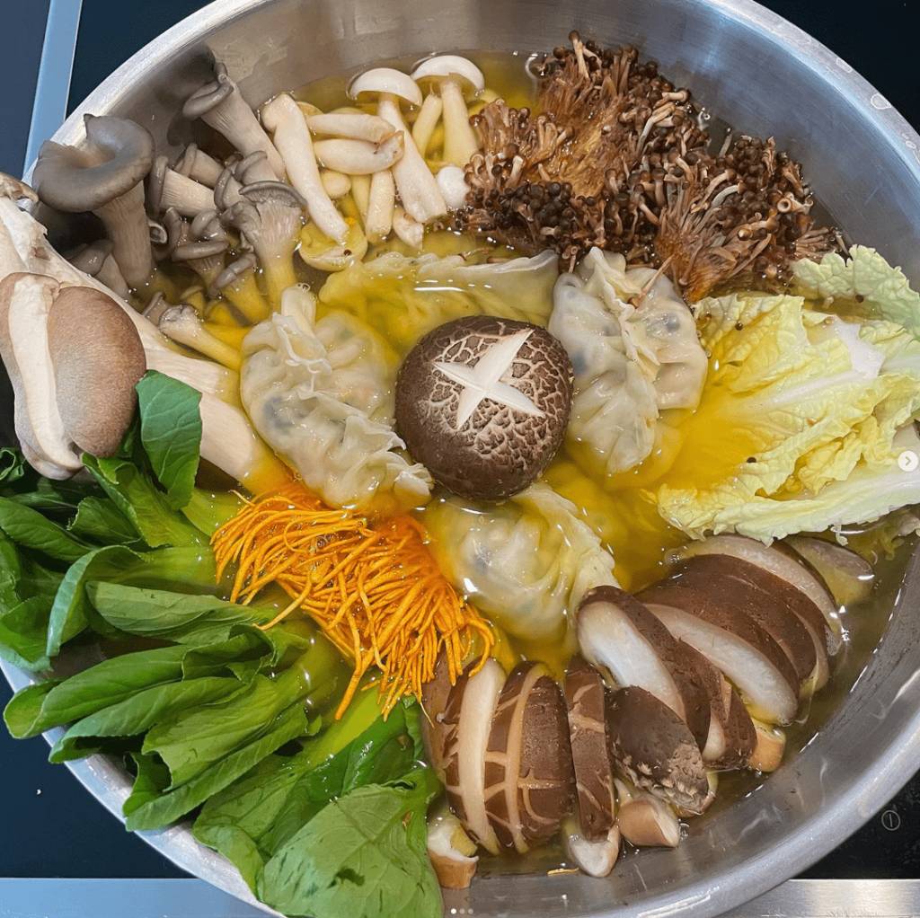 孫藝珍 清淡的餃子蔬菜湯也是健康瘦身的好選擇