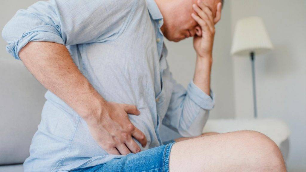 長新冠 若病毒入侵腸道，會出現噁心、腹瀉、嘔吐、腹痛、胃灼熱及腹脹等6種隱形症狀。
