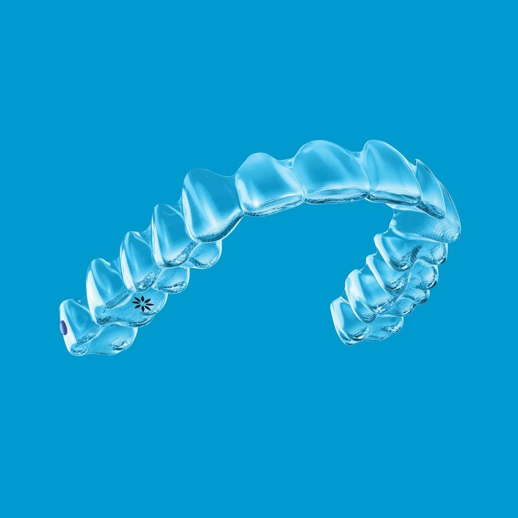 咬合 隱適美Invisalign®療程效果和時間都與傳統鋼線牙箍相若, 小朋友只需每週更換至下一個牙箍, 牙齒將會逐步跟著牙箍移動到設定的位置