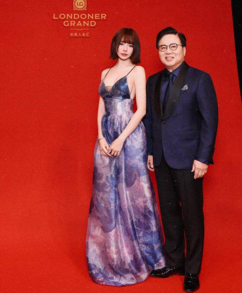 鄭秀文澳門演唱會 林明禎 林明禎初次嘗試超性感吊帶晚裝,少見的性感!(圖片來源:Voguefilm 官方圖片)