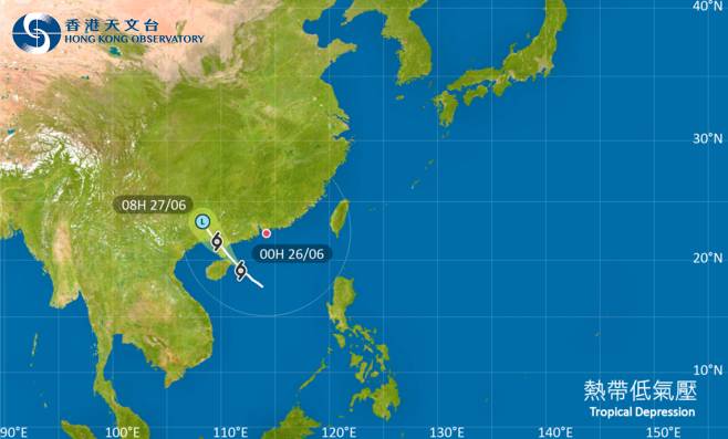 位於南海北部的熱帶低氣壓會在星期四大致移向海南島東部至雷州半島一帶