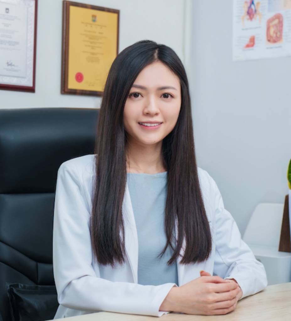 孕期 Angela Lau澳洲營養師協會註冊營養師 (Accredited Practicing Dietitian) ,畢業於悉尼大學臨床營養科學碩士(Master of Nutrition and Dietetics) ,曾駐診於醫院腸胃及內分泌科。熱衷分享營養新知,發掘餐廳和超市方便營養好食之選,安排營養飲食令繁忙都市人都可以平衡健康和生活。(圖片來源:受訪者提供)
