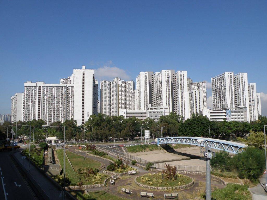 24歲 爸爸 元朗朗屏邨(圖片來源:維基百科)