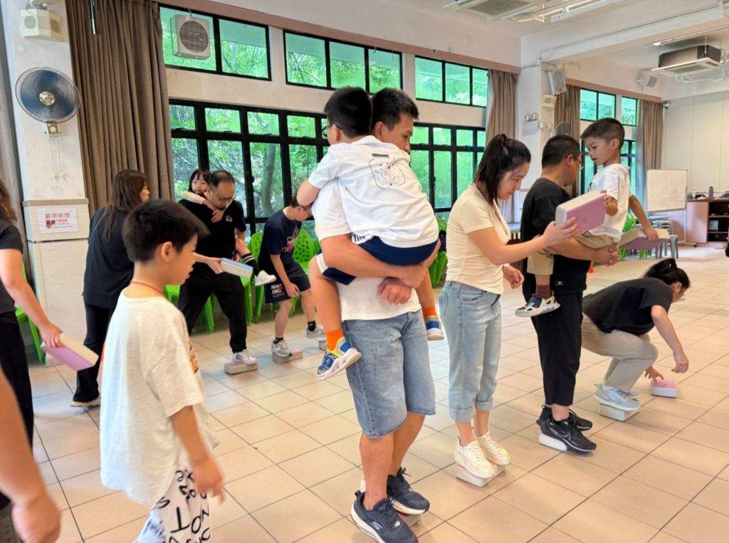 親子好關係 (圖片來源:嶺南大學香港同學會小學 吳曉靈校長)