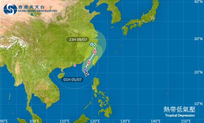 熱帶低氣壓 位於南海東北部的熱帶氣旋今日會在該區徘徊並逐漸增強，隨後轉往偏北方向移動，大致移向台灣海峽至廣東東部沿岸一帶