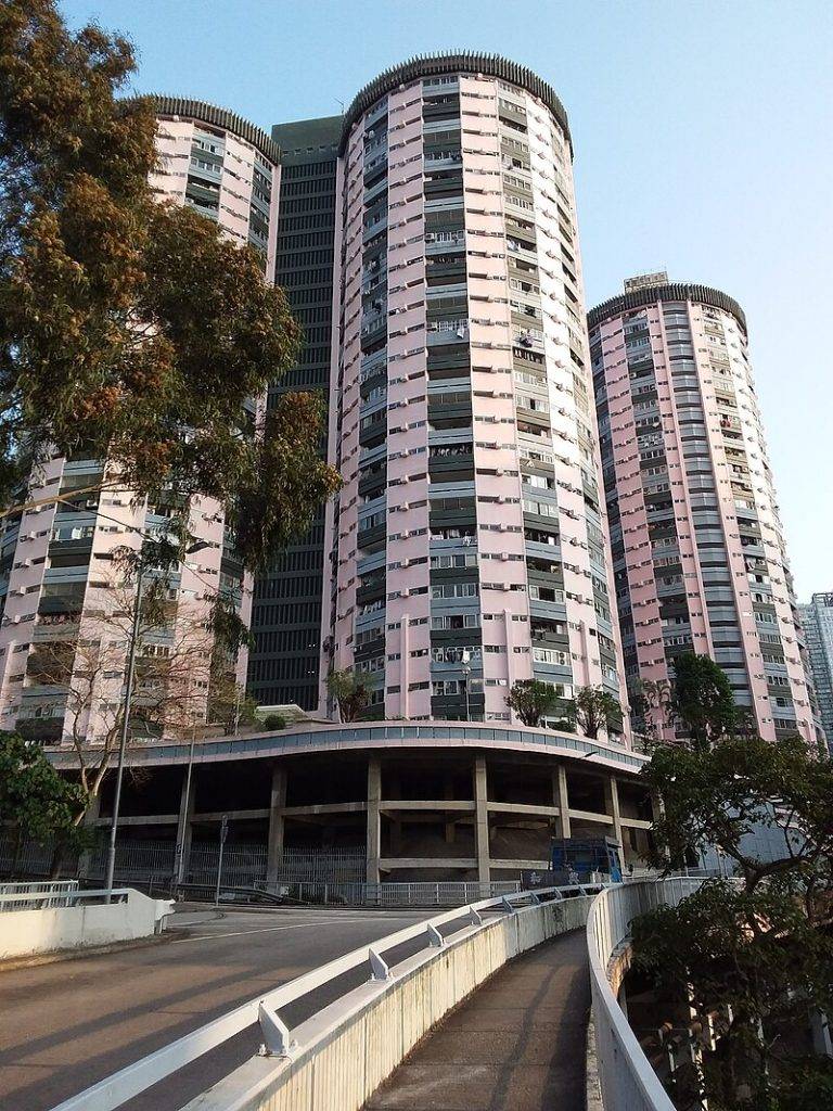 大坑 勵德邨 大坑勵德邨邨榮樓(圖片來源:維基百科)