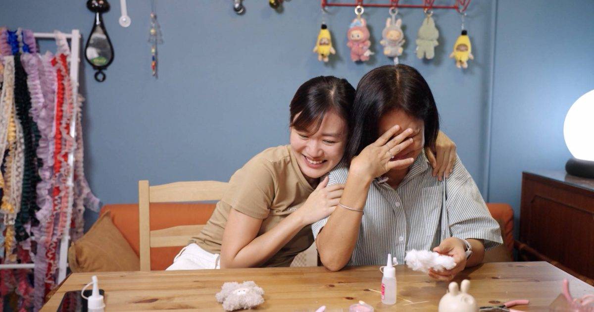 不一樣家人｜「人間天使」Bonnie一家搬進宿舍照顧學生 舊生感動重聚宣布人生大事