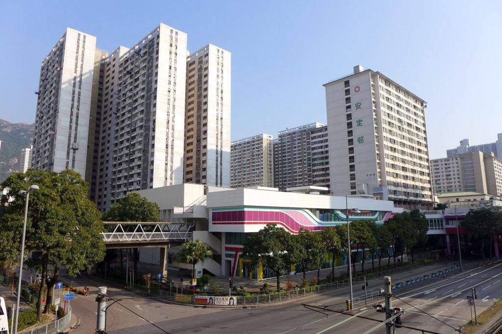 屯門 小六 屯門安定邨一間小學發生激烈衝突。(圖片來源:維基百科)