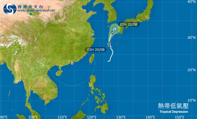 熱帶低氣壓 位於琉球群島一帶的熱帶氣旋會在今日橫過東海並逐漸減弱
