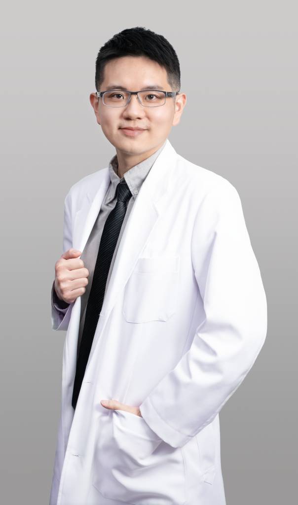 烤肉 新竹初日診所院長、減重專科暨家醫科醫師魏士航(圖片來源:初日診所提供)