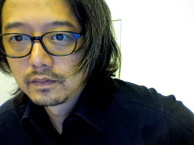 仁安醫院 10萬 不少眼利的網民發現,新生兒爸爸的樣貌與資深演員張錦程非常相似,笑稱他為「翻版張錦程」,有人則表示「以為59歲張錦程再做爸爸」。(圖片來源:Facebook@Emotion張錦程)