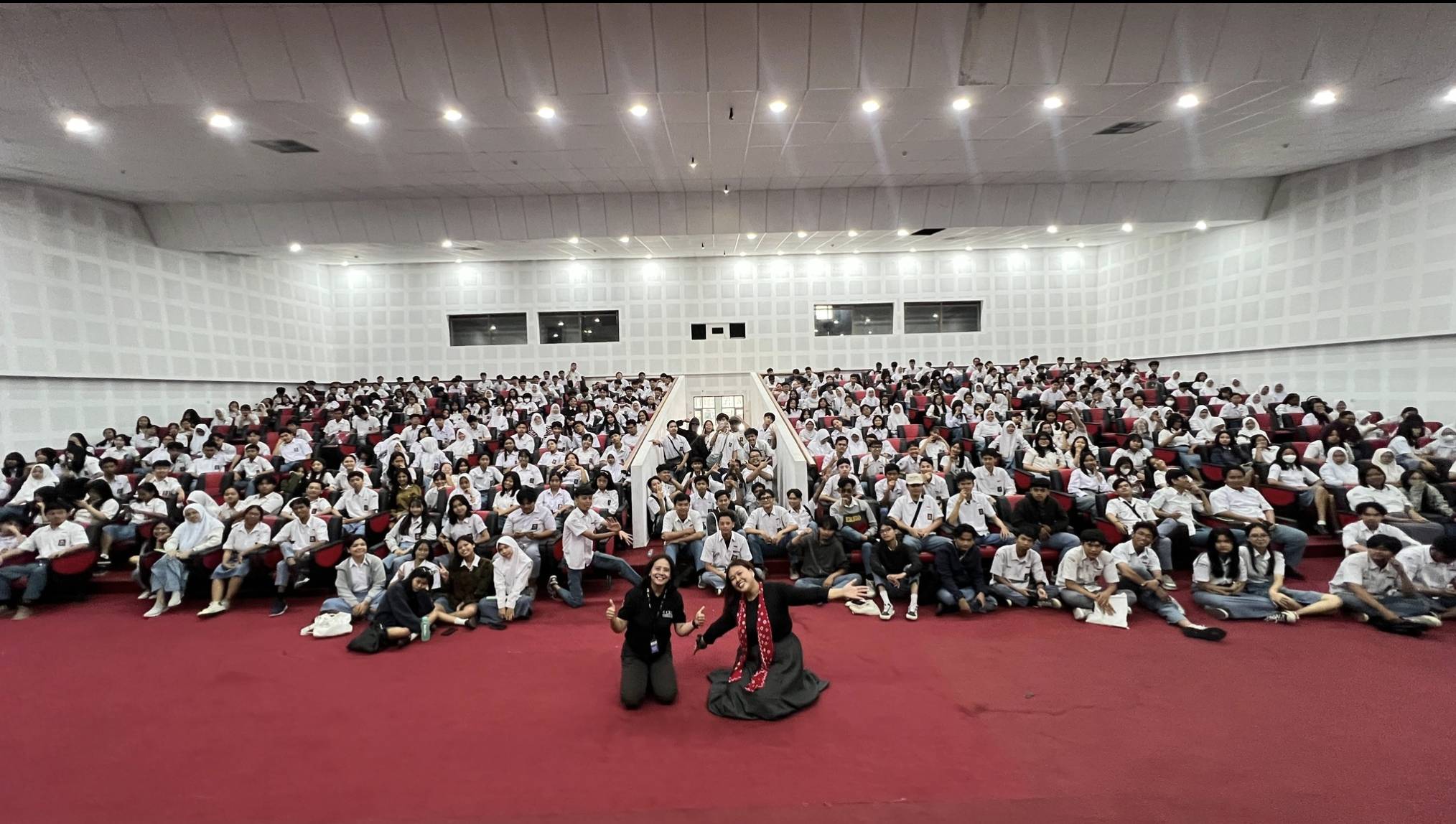 謝霆鋒 張栢芝 (圖片來源:Faceook@Australian Institute of Music)