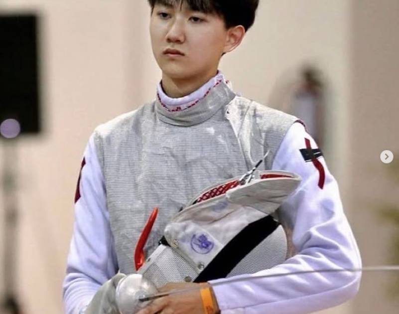 全運會｜21歲花劍新星梁千雨決賽出色立功獲教練激讚 名校畢業小學打全國賽 背景猛料