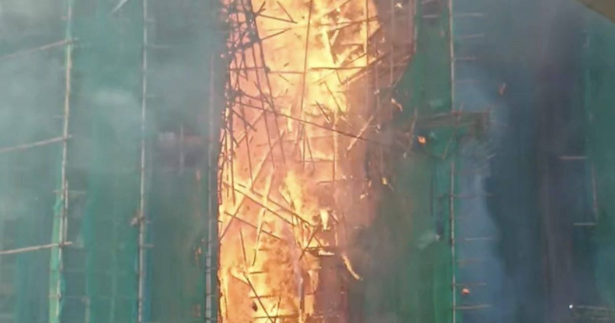 大埔宏福苑四級火蔓延3樓宇 消防員殉職離世 運輸署宣布緊急封閉路段