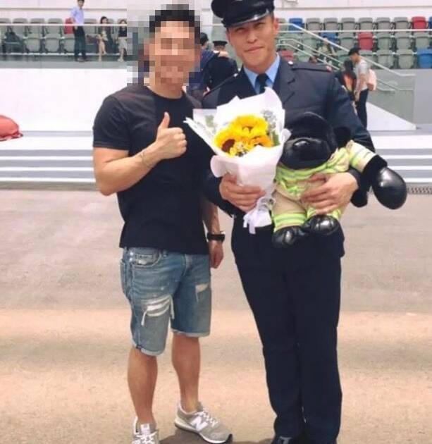 37歲殉職消防員何偉豪家屬悲痛認屍 同袍發文悼「落更喇來生我們再見」