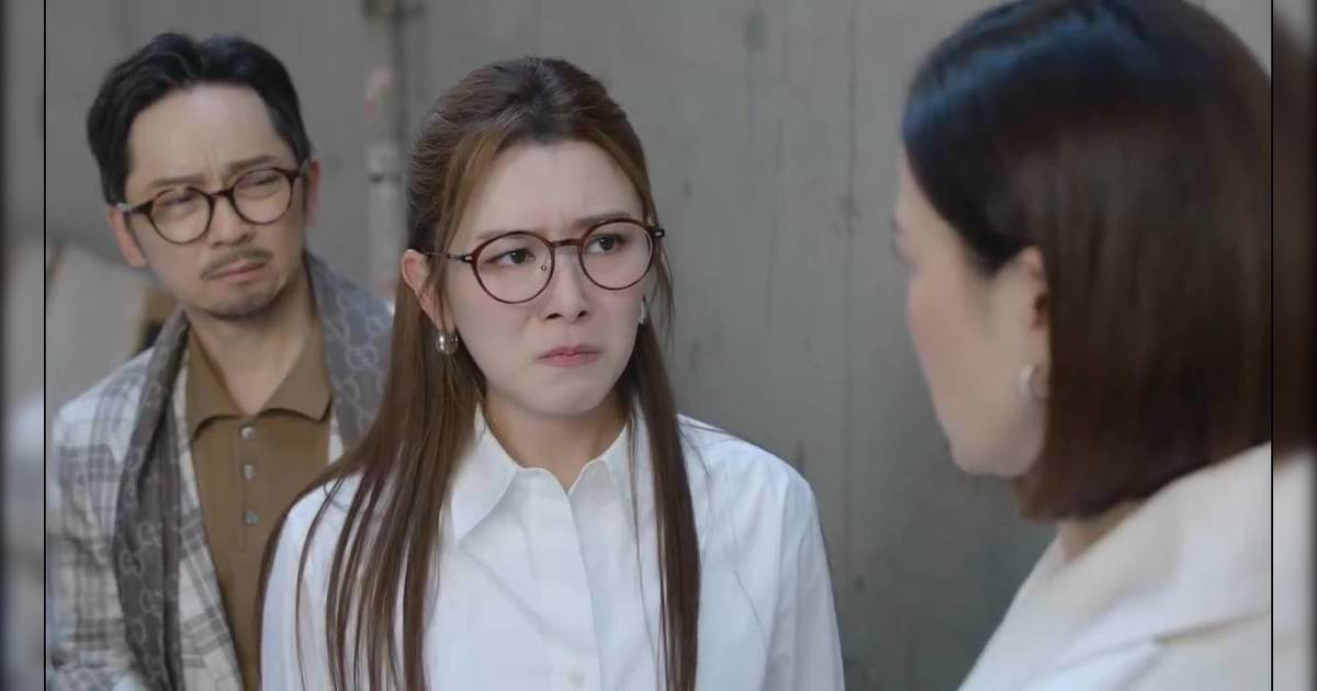 新聞女王2｜王敏奕出場即贏民心封「零死角」 14歲「箍牙妹」舊照曝光