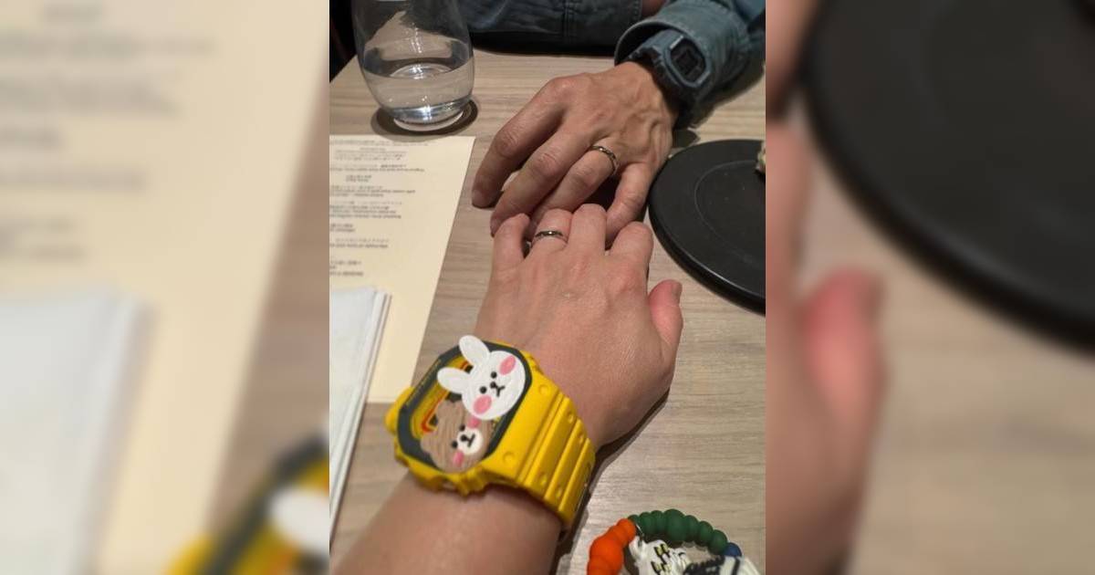 55歲阮小儀聖誕突宣布結婚 情侶錶婚戒曝光神秘老公身份