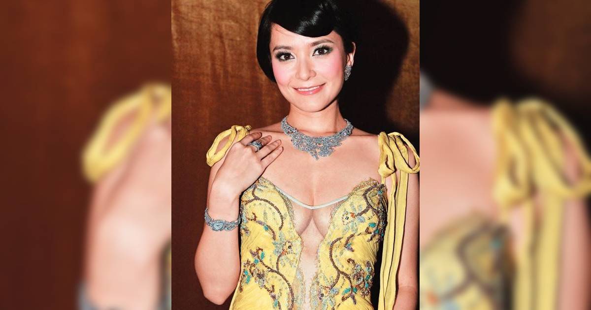 郭羨妮17年前透視裝震撼童年｜2008年頒獎禮TVB花旦性感造型回顧