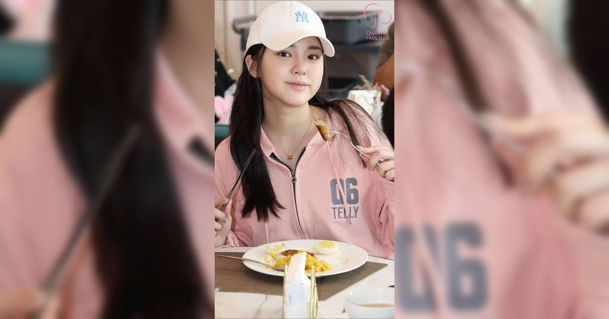 姚焯菲化身「大廚菲」親煎牛扒 粉絲爆料偷師內幕驚人廚藝曝光