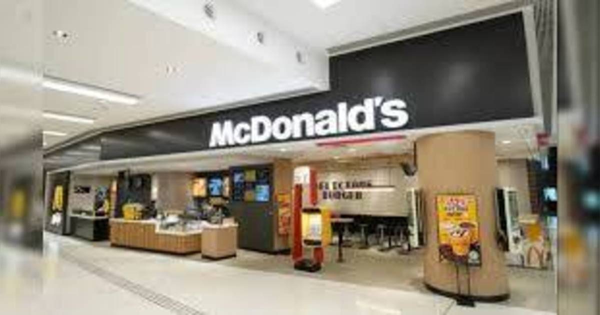 麥當勞1人用餐 遭遊客賤招出盡掃枱霸枱 港男1招擊退獲讚做得好 結局曝光