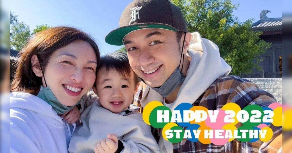 古巨基元旦報喜53歲榮升爸爸 57歲太太高齡誕二胎BB 一家四口照首曝光