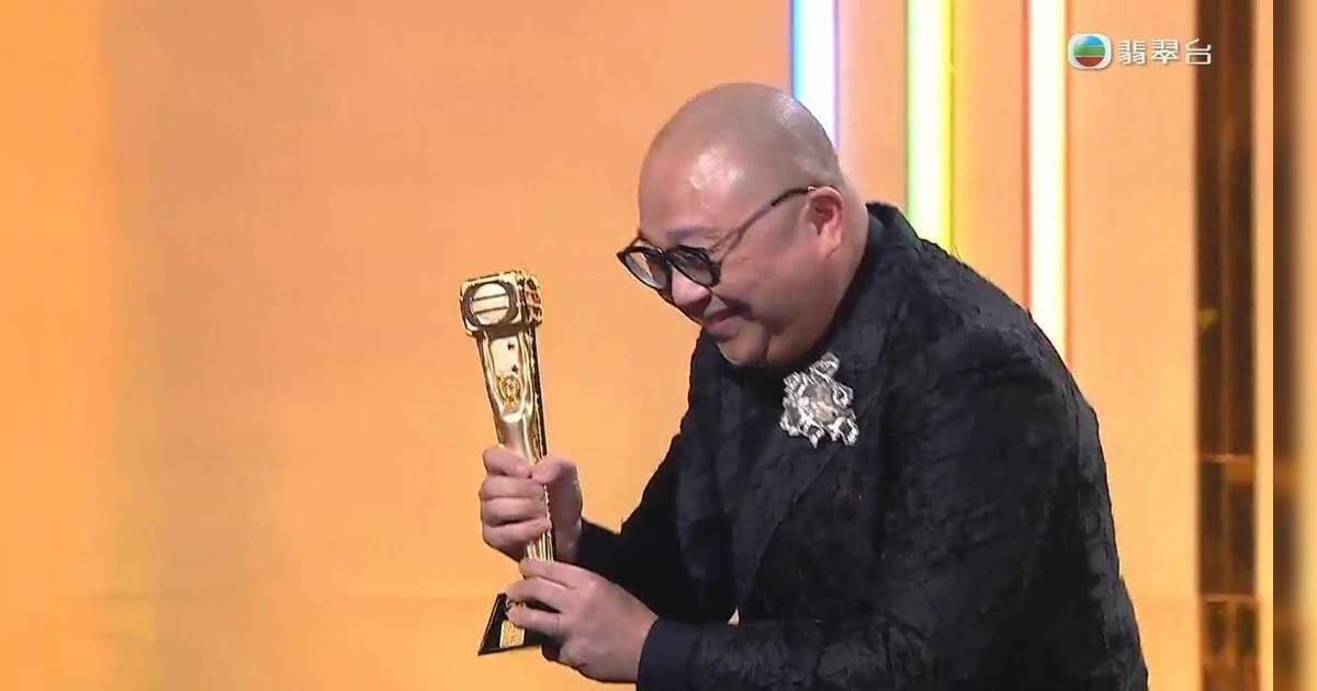 萬千星輝2025｜Bob奪最佳主持獎激動扑爛獎座 公開承諾為陳庭欣搵男友