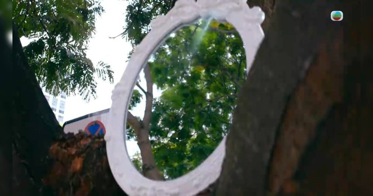 非常檢控觀｜大結局揭馬德鐘驚人身世！竟是「人造人」？彩蛋額頭現月亮圖案震驚網民