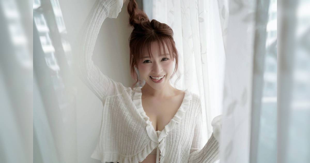 李蔓瑩首本寫真曝光 與愛貓大派有愛福利 版稅全助流浪動物