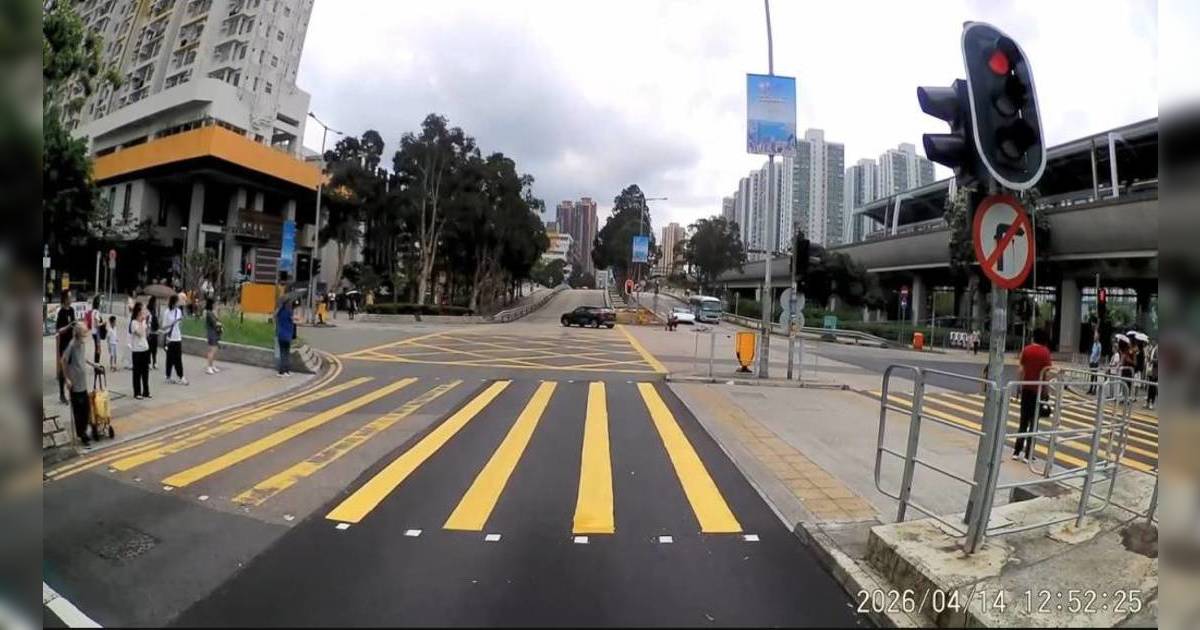 沙田14歲單車少年疑衝燈被P牌私家車撞飛拒送院 目擊者爆經過「飛咗上去大銀幕」