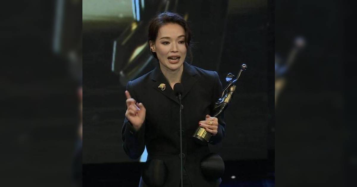 金像獎2026｜舒淇勇獲奪新晉導演獎！自嘲最老新導演 撕開家暴瘡疤再獲獎