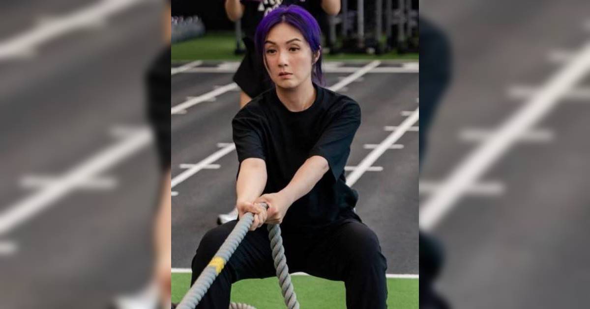 丁子高化身「惡魔」差點玩殘老婆！楊千嬅累到要「四手聯按」疑似觸及舊患