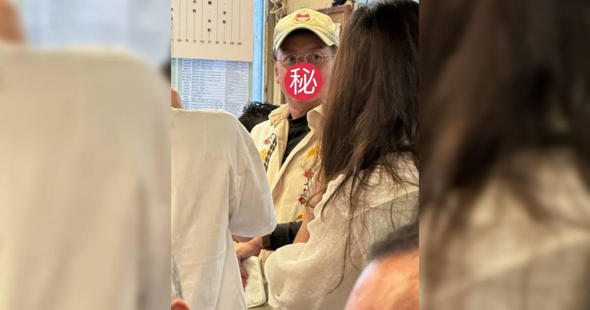 75歲譚詠麟現身九記牛腩 一個反應惹女食客包圍 驚人食量引網民熱議