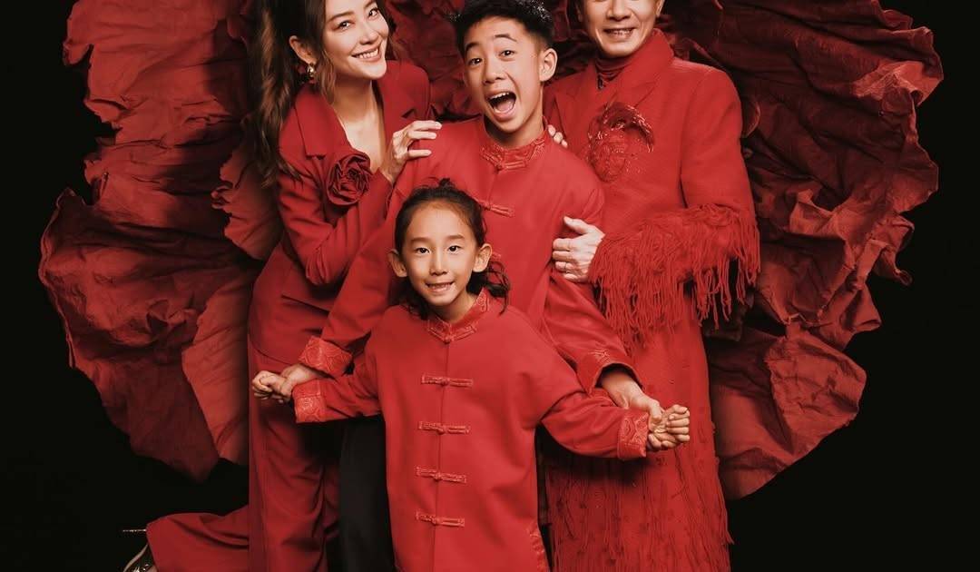 陳小春5歲仔全英文主持幼稚園畢業禮獲大讚 嚴母應采兒台下拍手 附學校簡介及學費