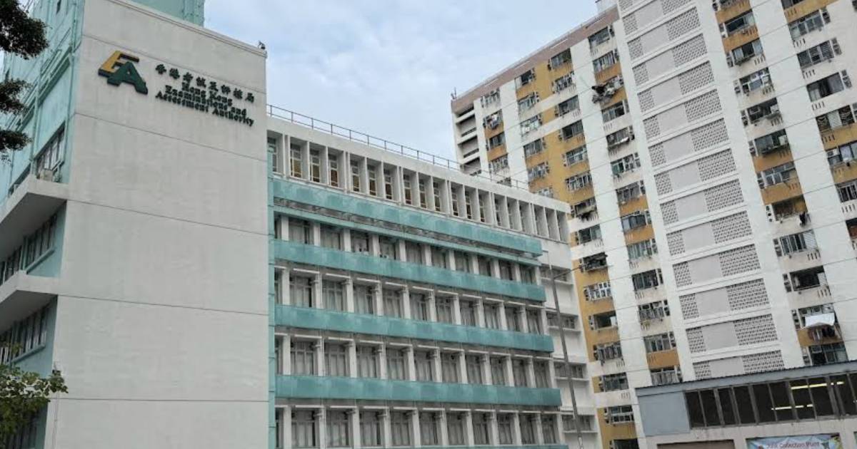 應屆DSE女考生放榜後網上發1句話被捕扣查 向警方透露發帖原因
