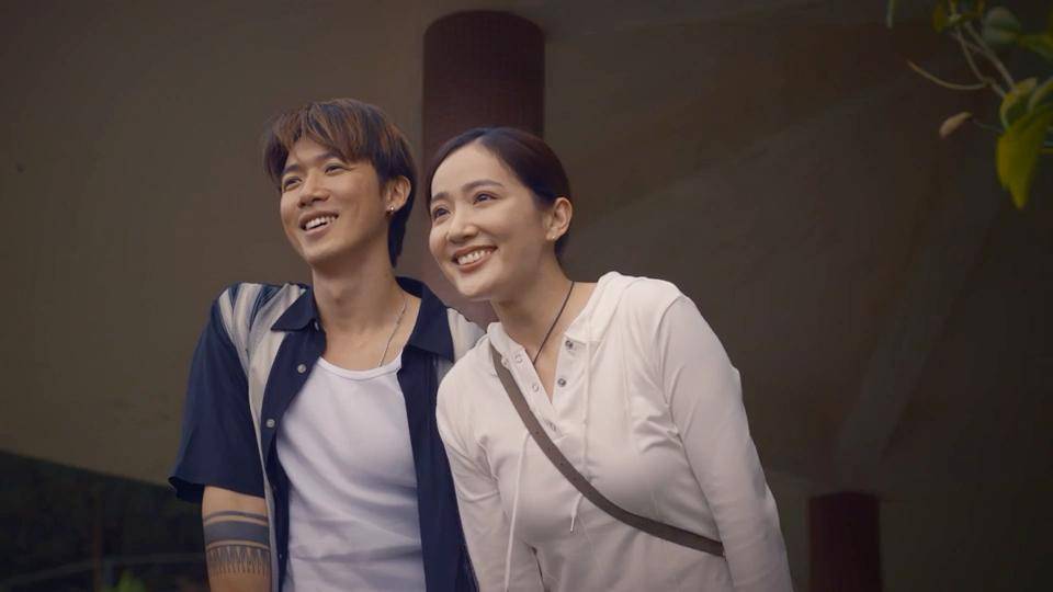 日落下的彩虹｜導演致敬舊作 狂打一萬個電話尋找女神「家欣」