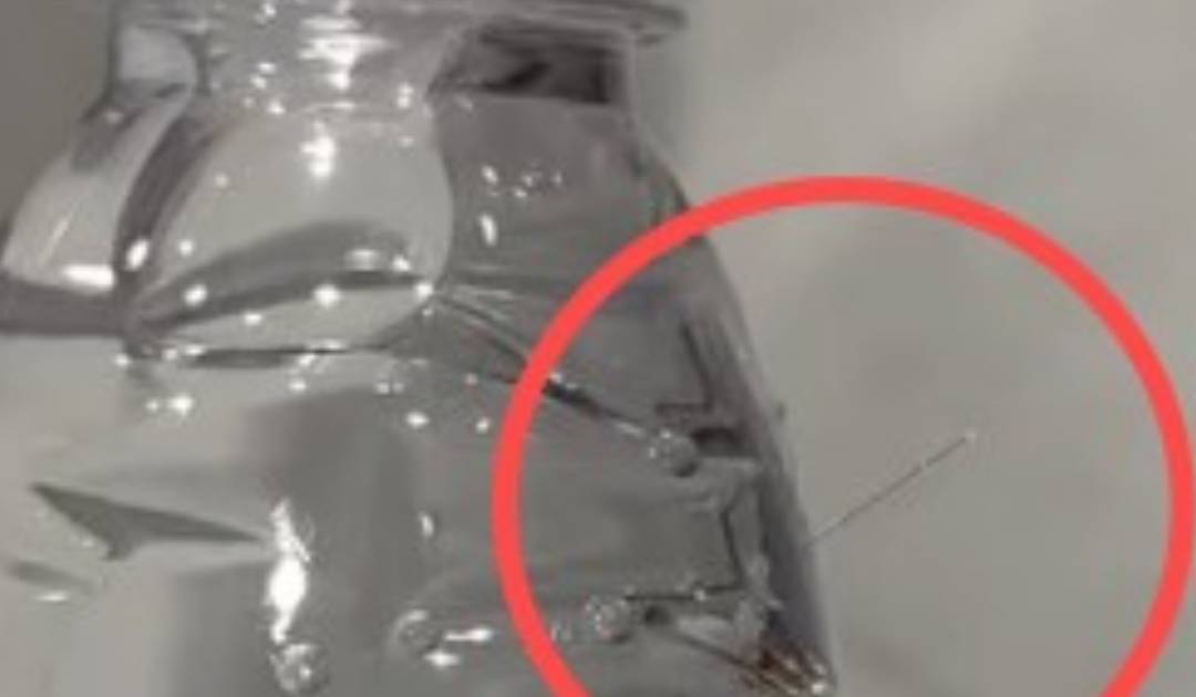 買樽裝水驚現有孔洞漏水 疑被針筒加料 港女生公開結局及品牌 網民籲付款前做1動作