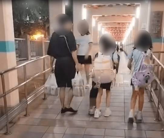 屯門富泰邨 女童