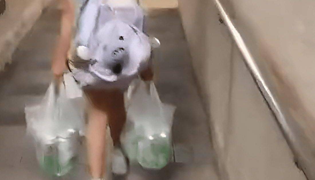 屯門富泰邨 女童